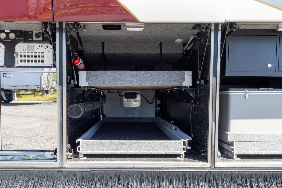 2008 PREVOST FEATHERLITE H3-45 gallery image-37