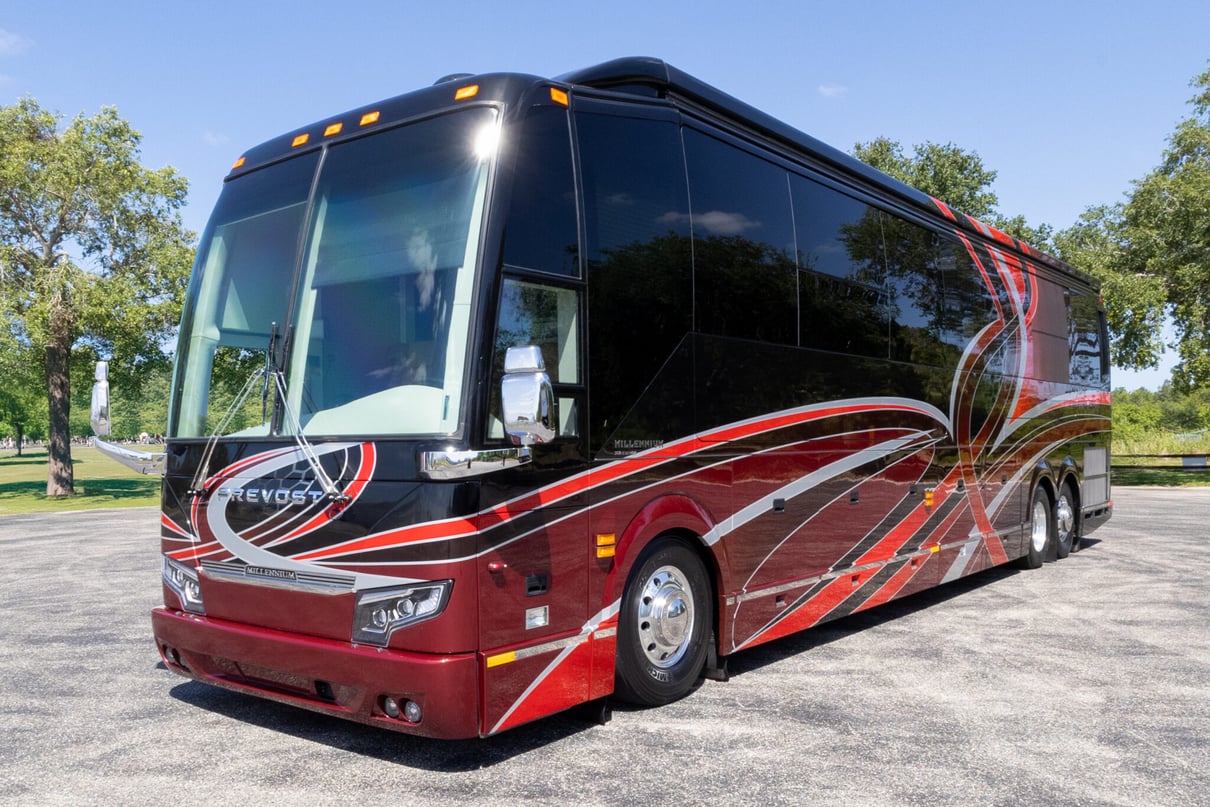 2018 Prevost Millennium H3-45 gallery image-11