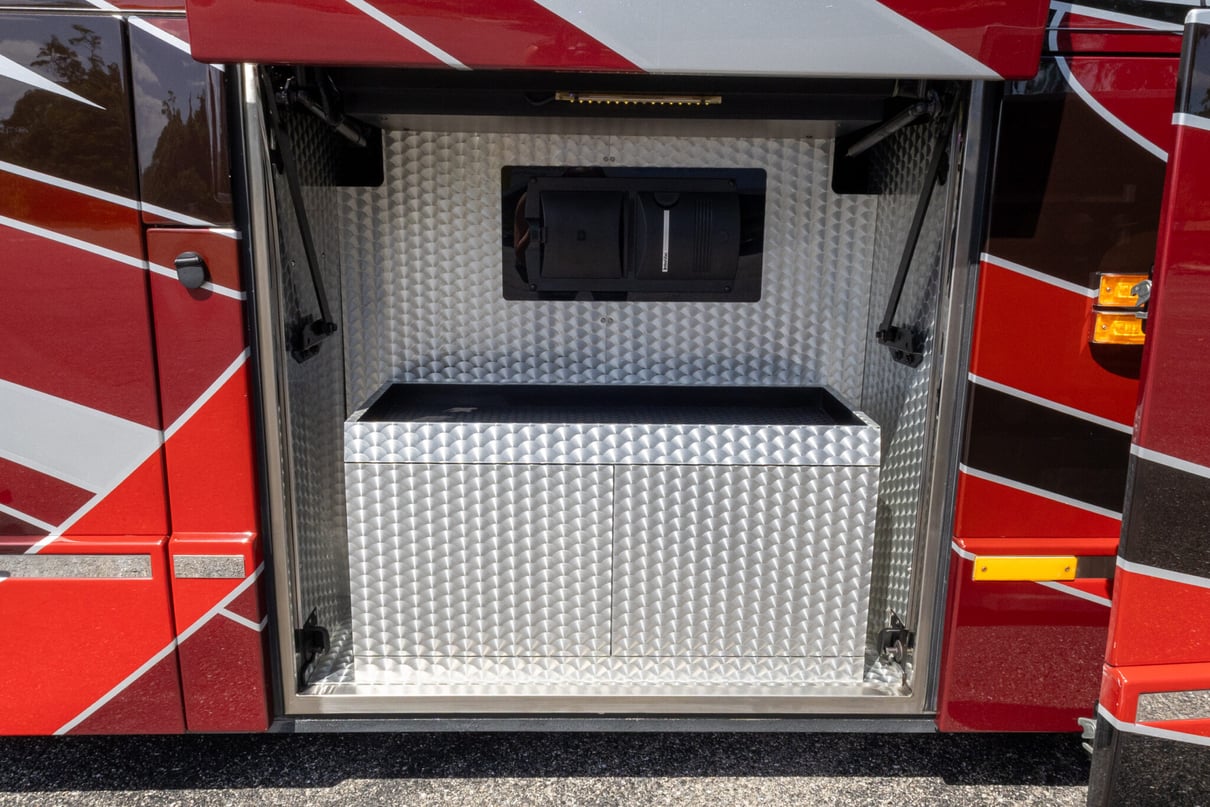 2018 Prevost Millennium H3-45 gallery image-36