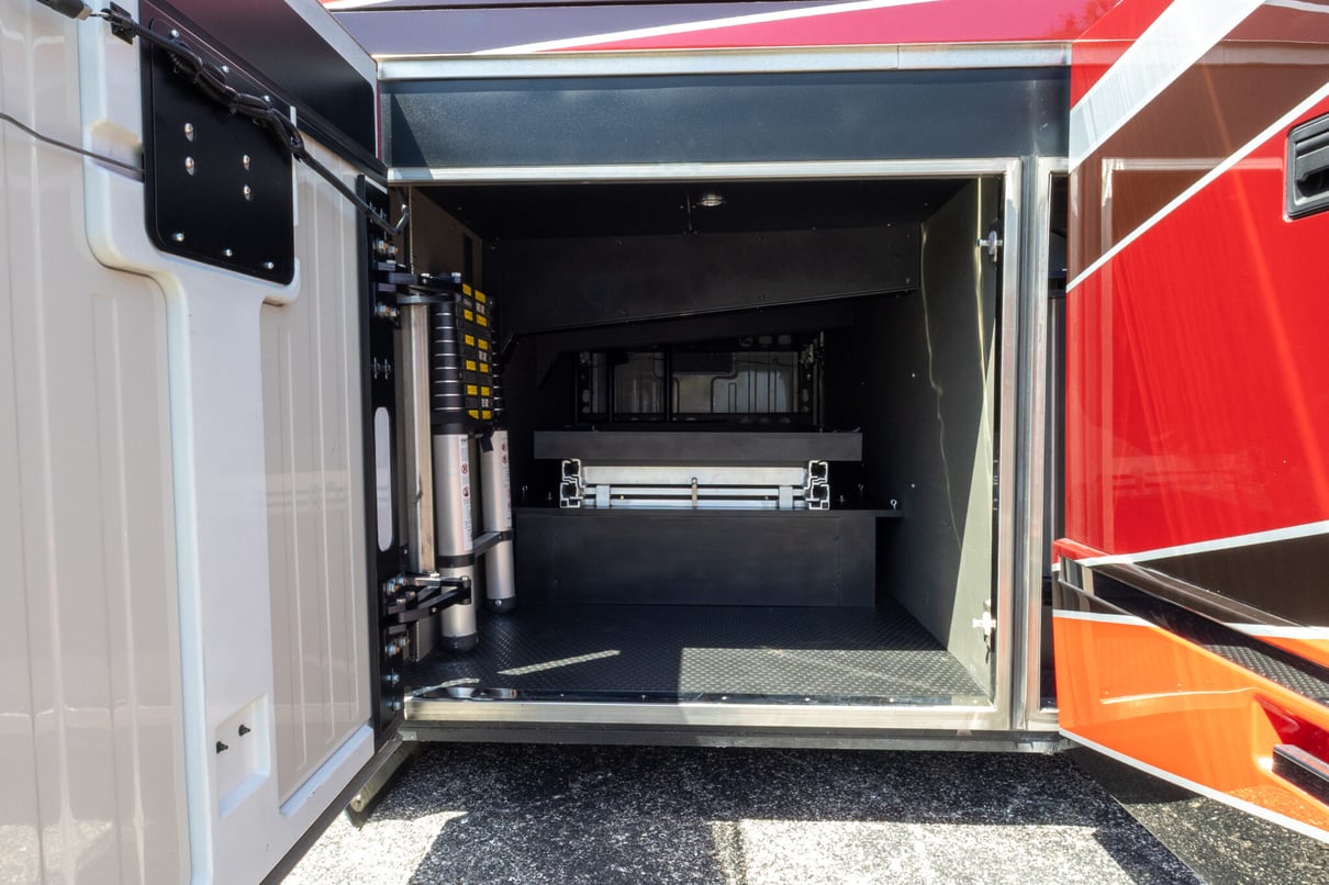 2018 Prevost Millennium H3-45 gallery image-41