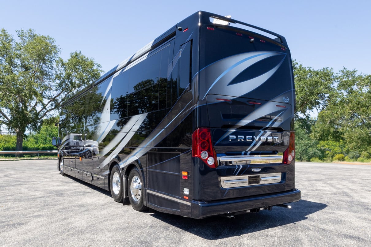 2025 Prevost Marathon H3-45 gallery image-7