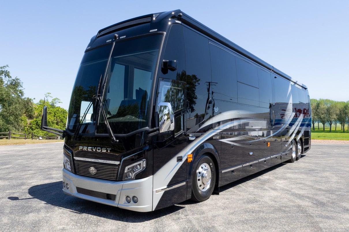 2025 Prevost Marathon H3-45 gallery image-11