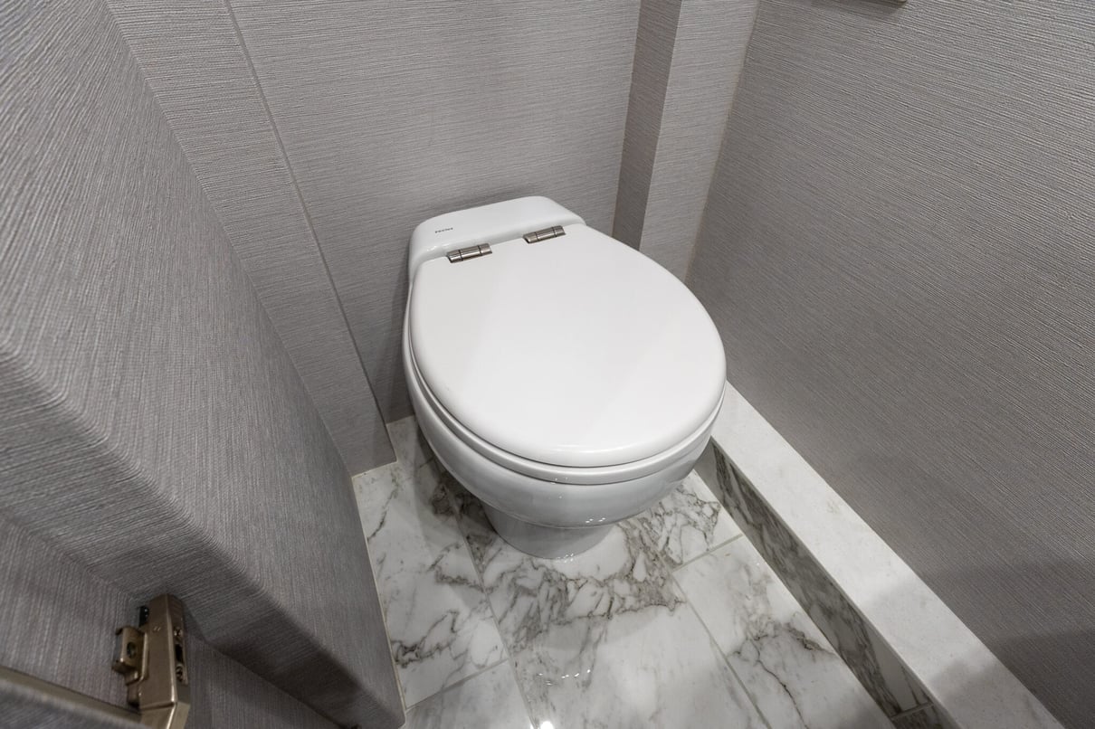 2025 Prevost Marathon H3-45 gallery image-22