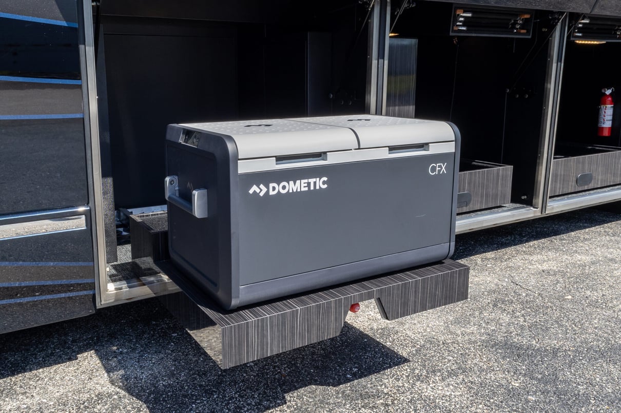 2025 Prevost Marathon H3-45 gallery image-38