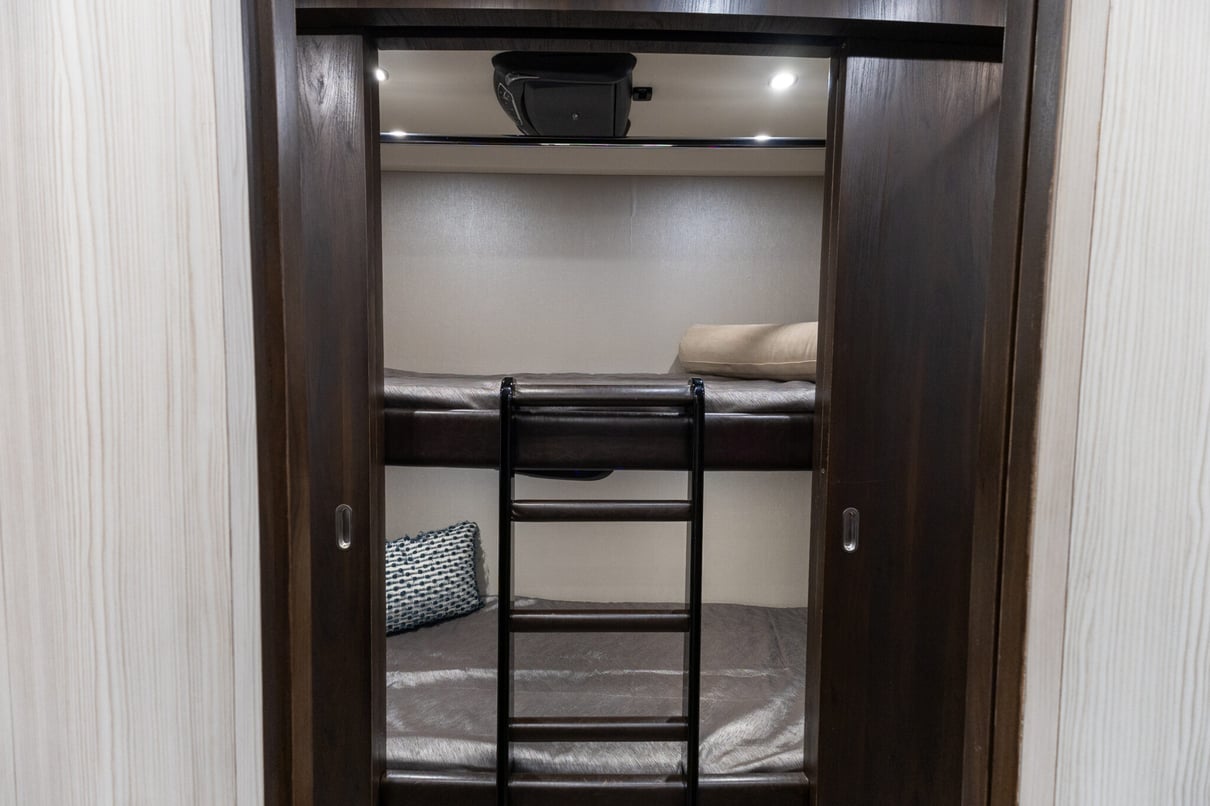 2017 Newell P50 gallery image-23