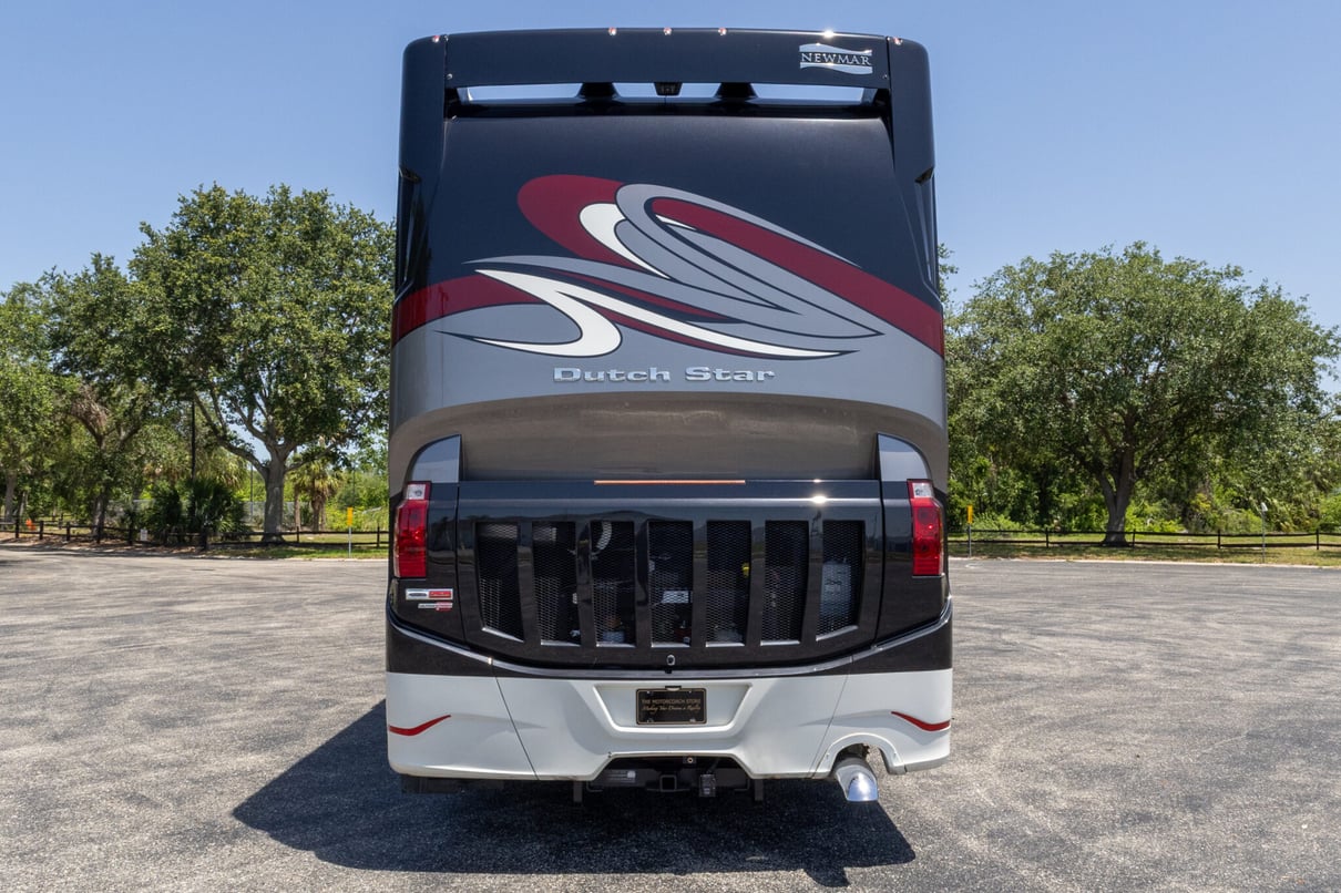 2017 Newmar Dutch Star 4369 gallery image-6