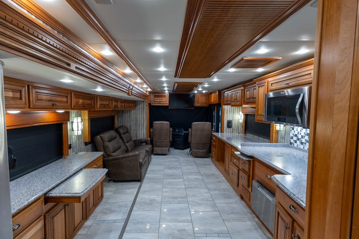 2017 Newmar Dutch Star 4369 gallery image-21