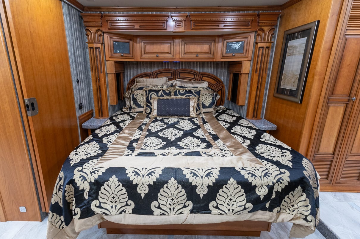 2017 Newmar Dutch Star 4369 gallery image-25