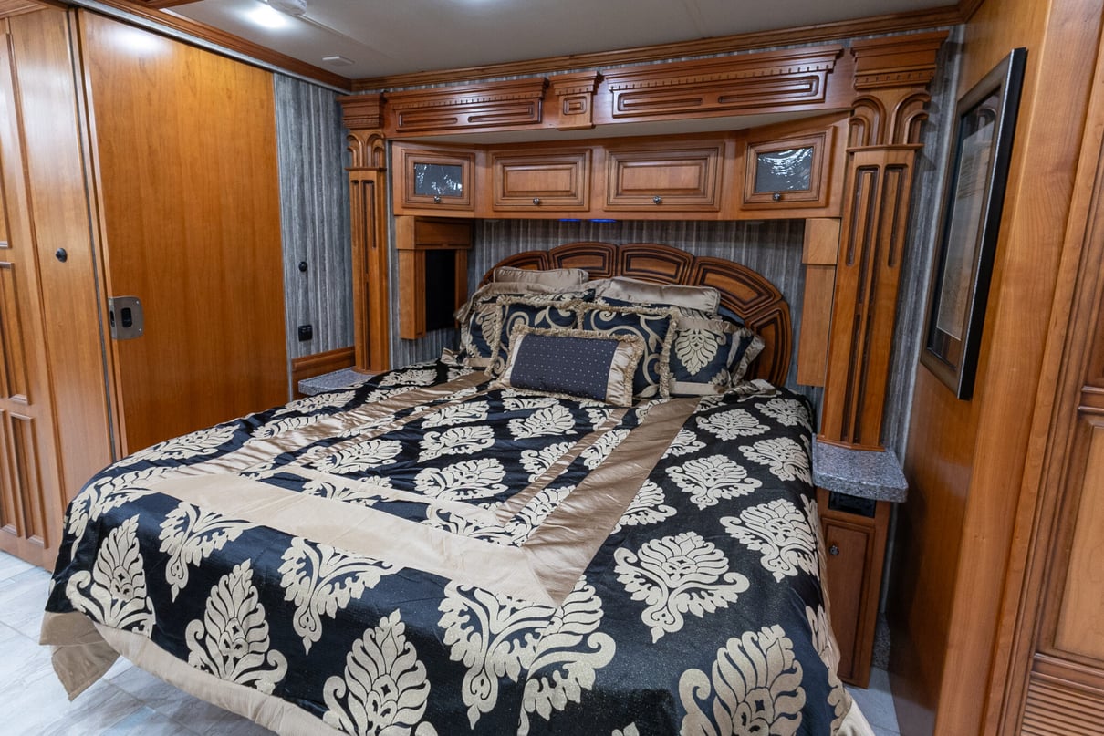 2017 Newmar Dutch Star 4369 gallery image-26