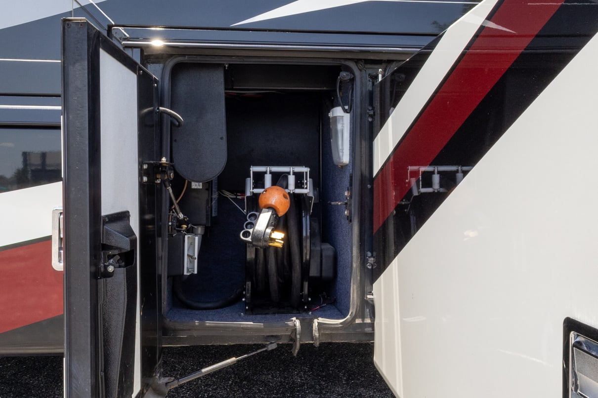 2017 Newmar Dutch Star 4369 gallery image-47