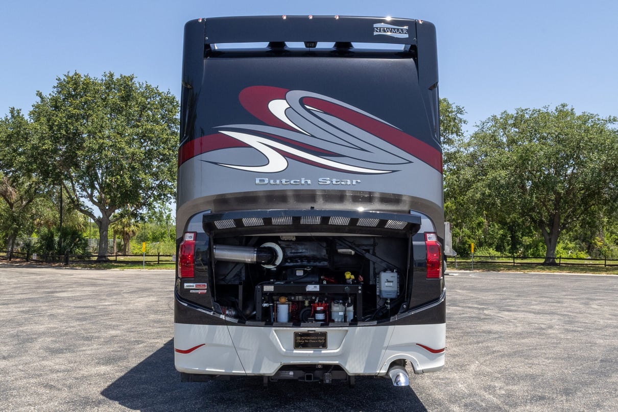 2017 Newmar Dutch Star 4369 gallery image-49