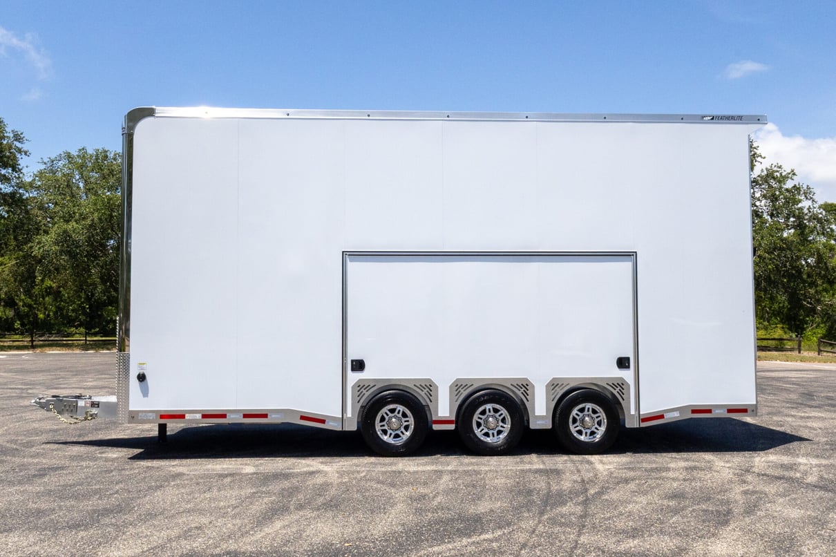 2025 Featherlite 24' Stacker Trailer 4414 gallery image-9