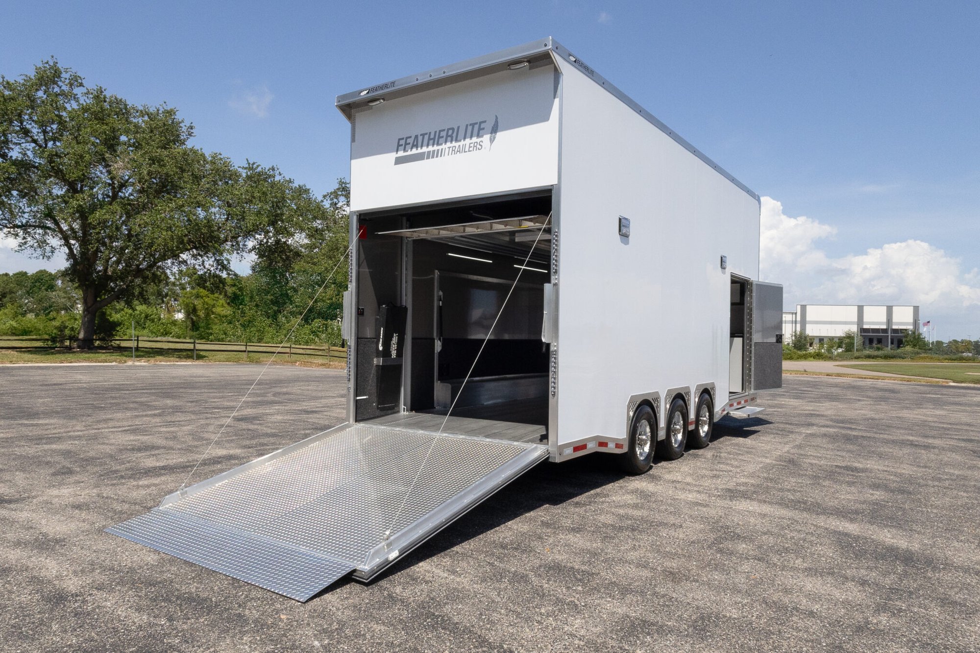 2025 Featherlite 24' Stacker Trailer 4414