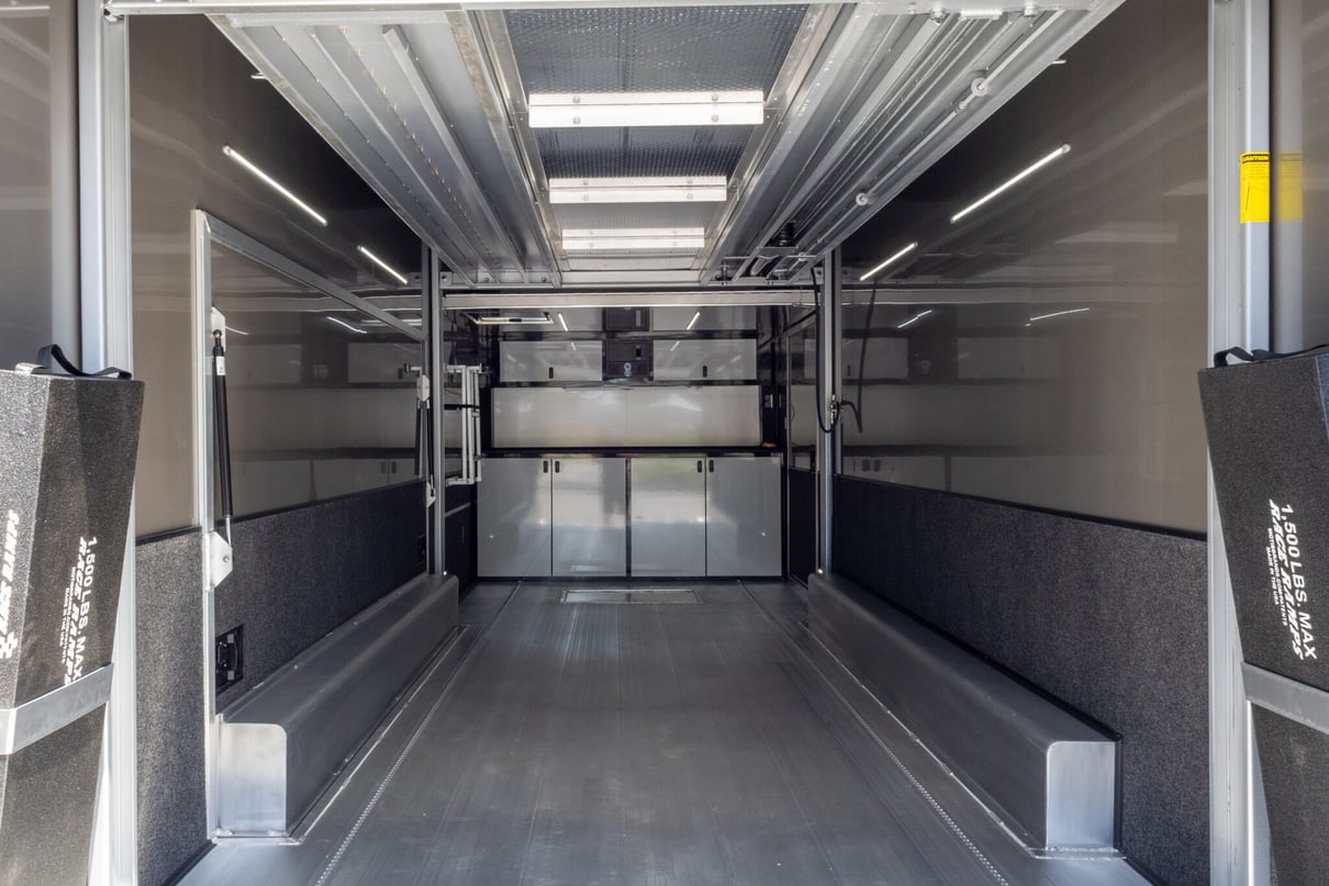 2025 Featherlite 24' Stacker Trailer 4414 gallery image-21