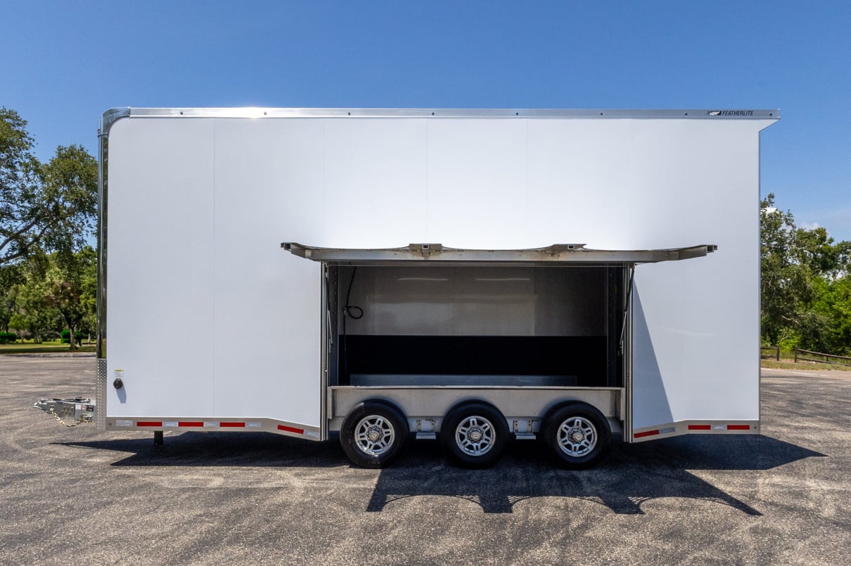 2025 Featherlite 24' Stacker Trailer 4414 gallery image-24