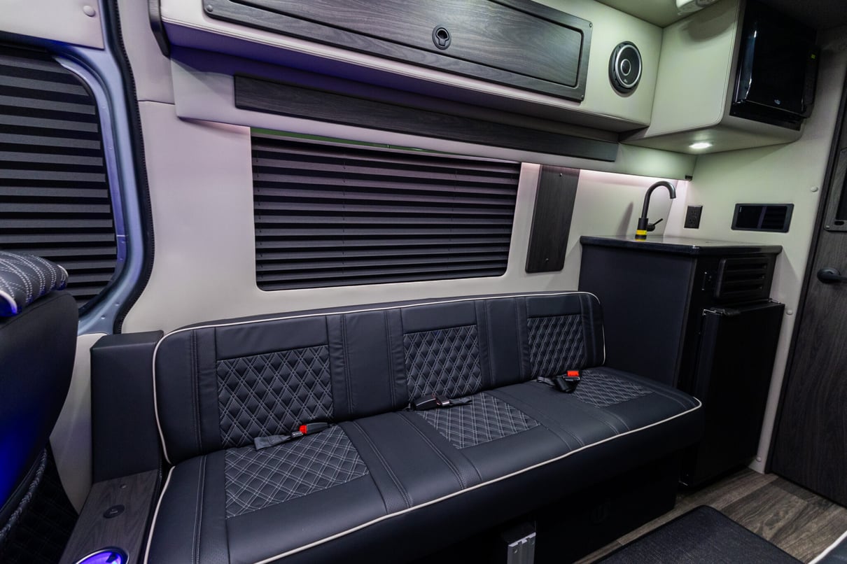 2025 OGV LUXURY COACH V-Cruise 10OBA gallery image-20