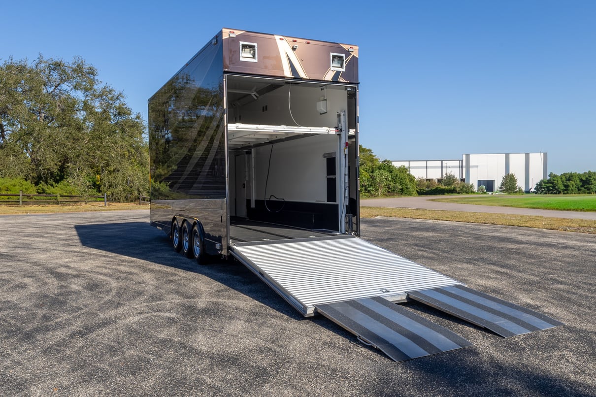 2016 Renegade 26' Stacker Trailer gallery image-15