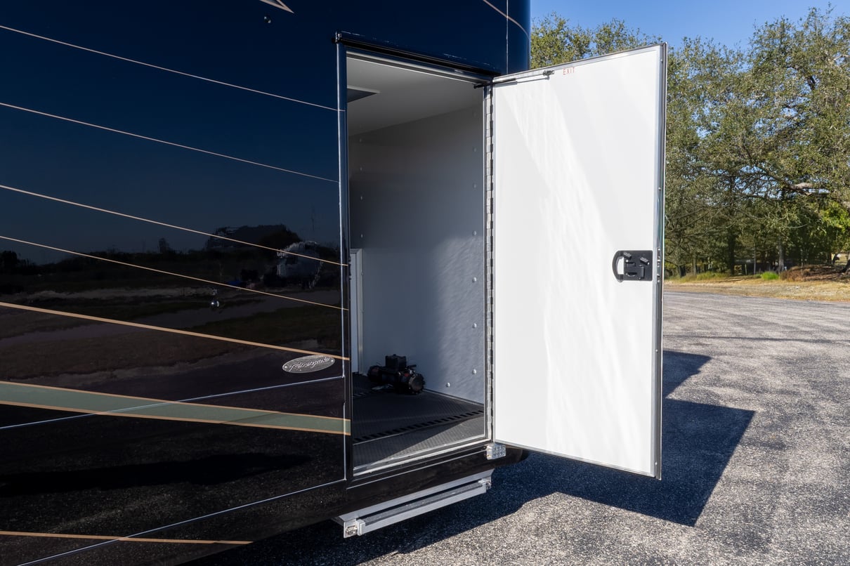 2016 Renegade 26' Stacker Trailer gallery image-19