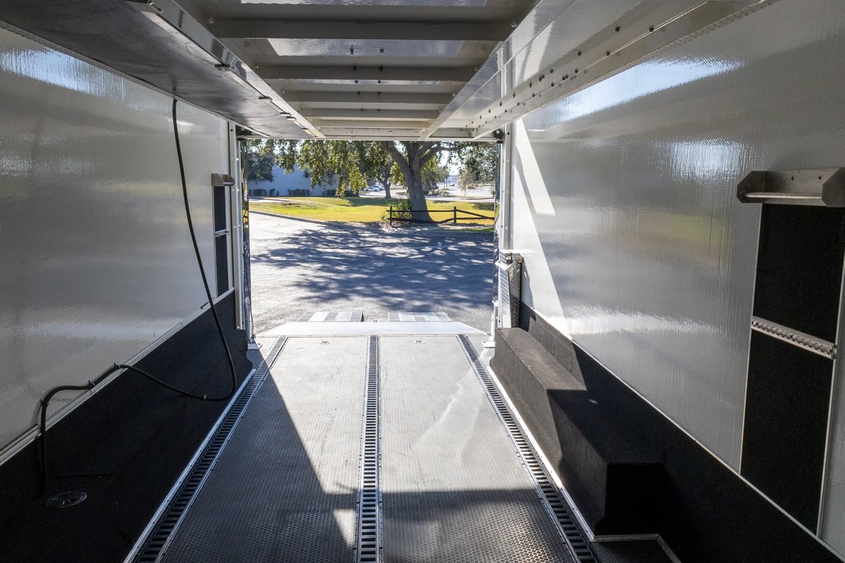 2016 Renegade 26' Stacker Trailer gallery image-24