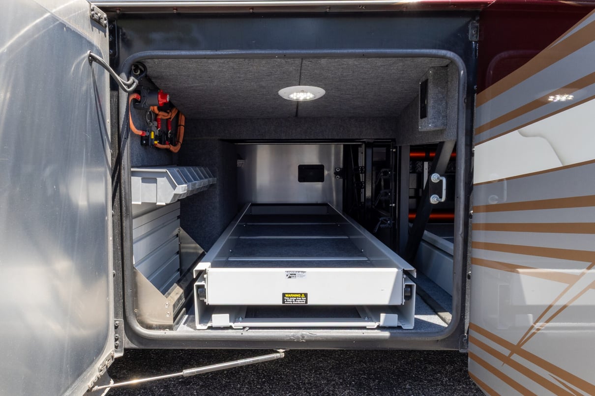 2022 Foretravel Realm Presidential Series LV3 gallery image-43