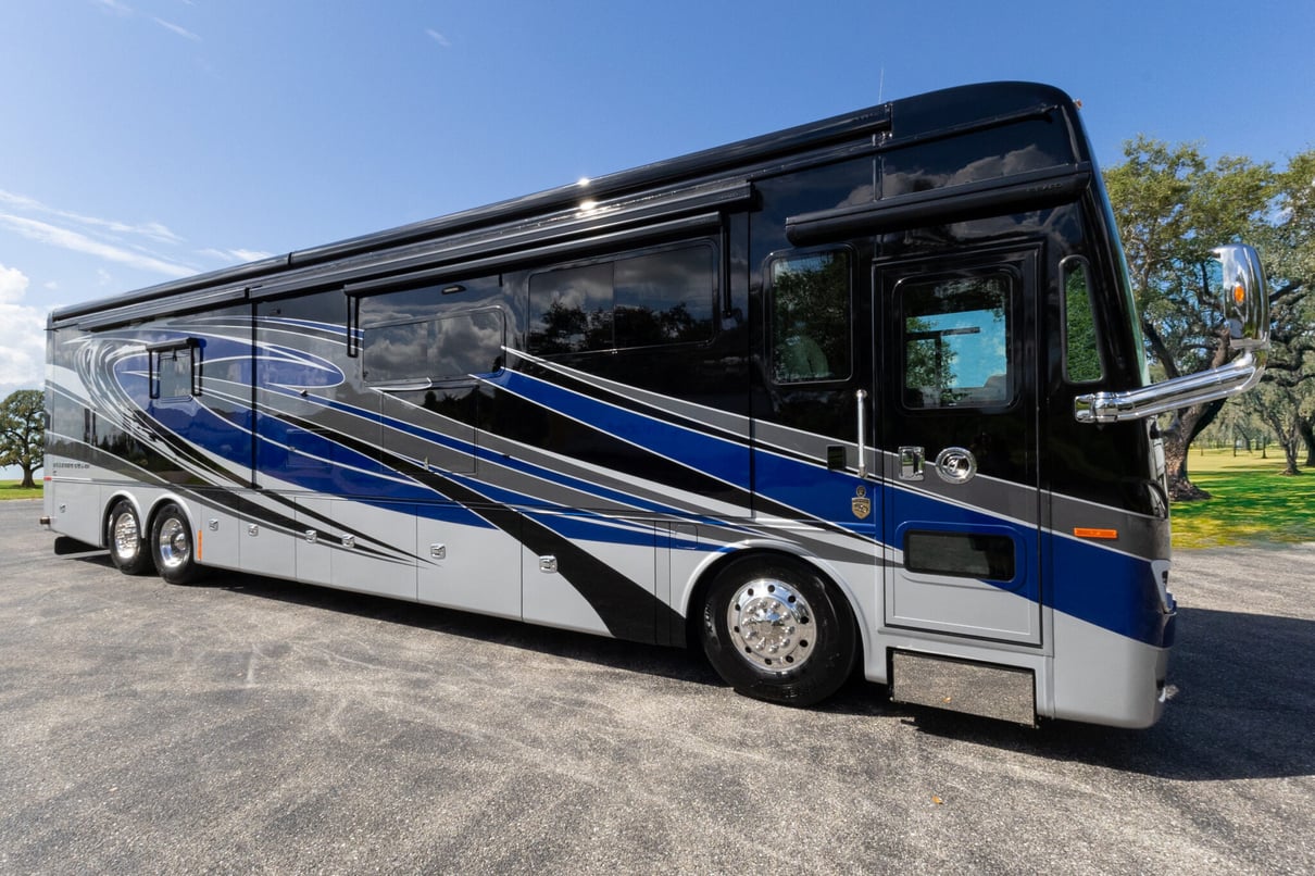 2022 Tiffin Allegro Bus 45 OP gallery image-2