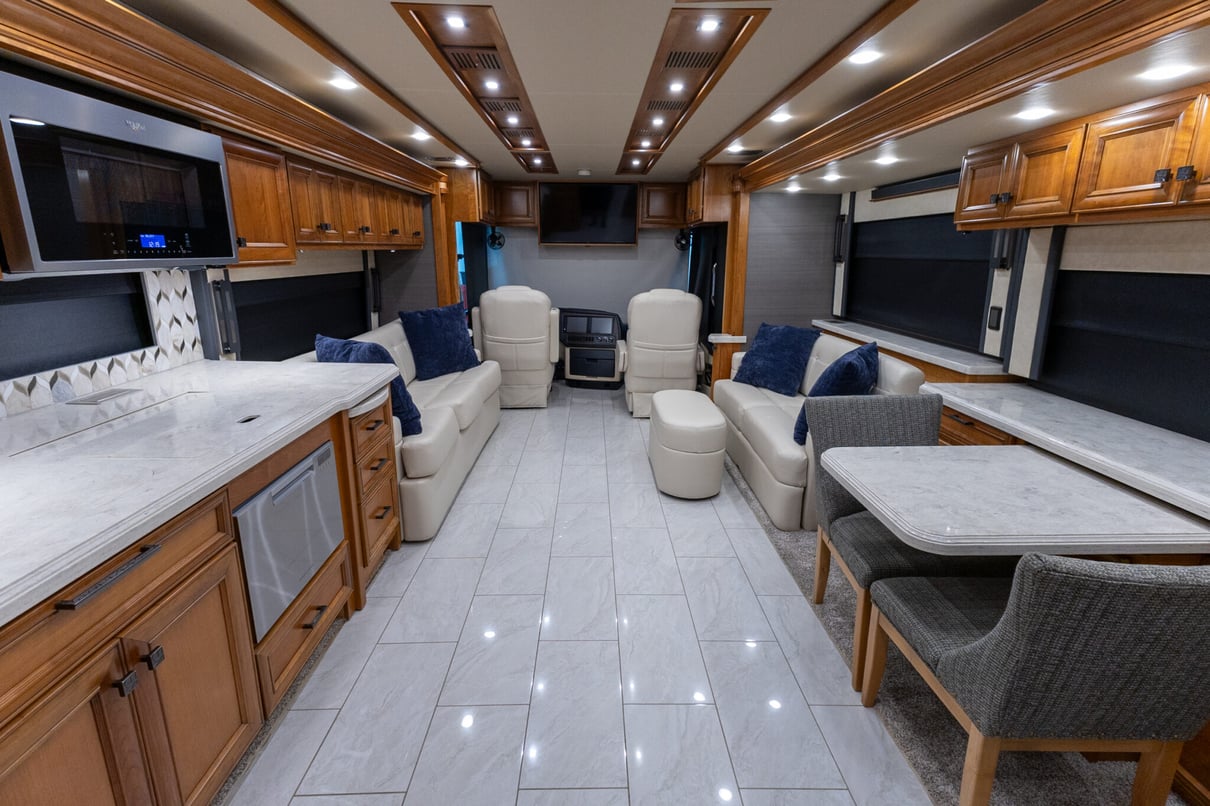 2022 Tiffin Allegro Bus 45 OP gallery image-21