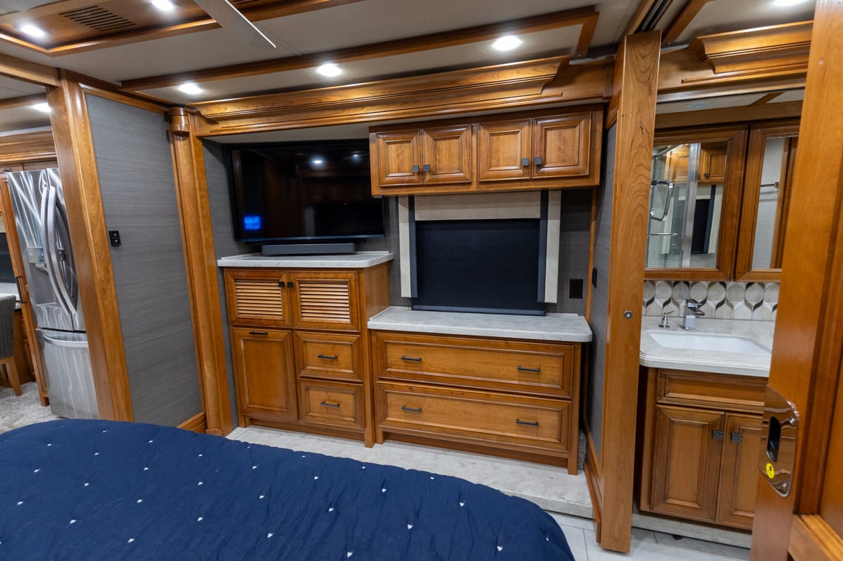 2022 Tiffin Allegro Bus 45 OP gallery image-27