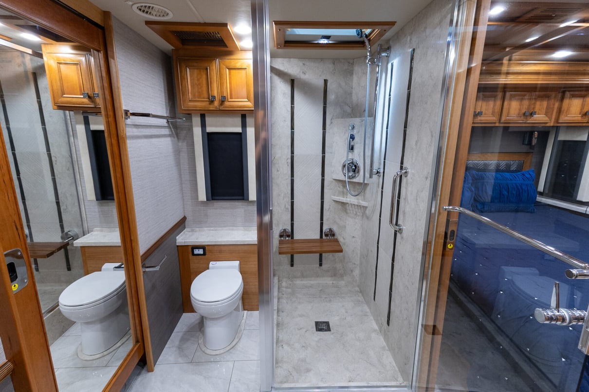 2022 Tiffin Allegro Bus 45 OP gallery image-29