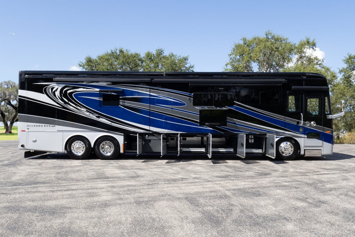 2022 Tiffin Allegro Bus 45 OP gallery image-33