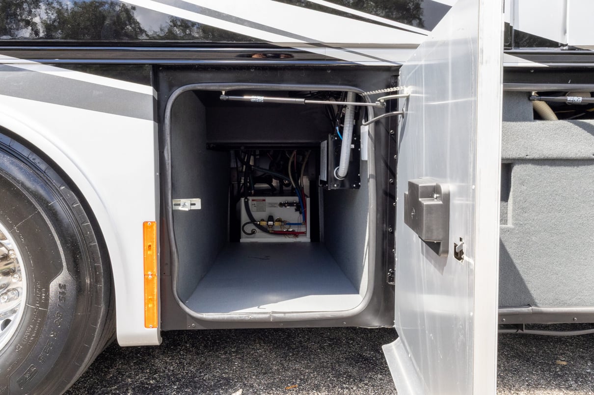 2022 Tiffin Allegro Bus 45 OP gallery image-36