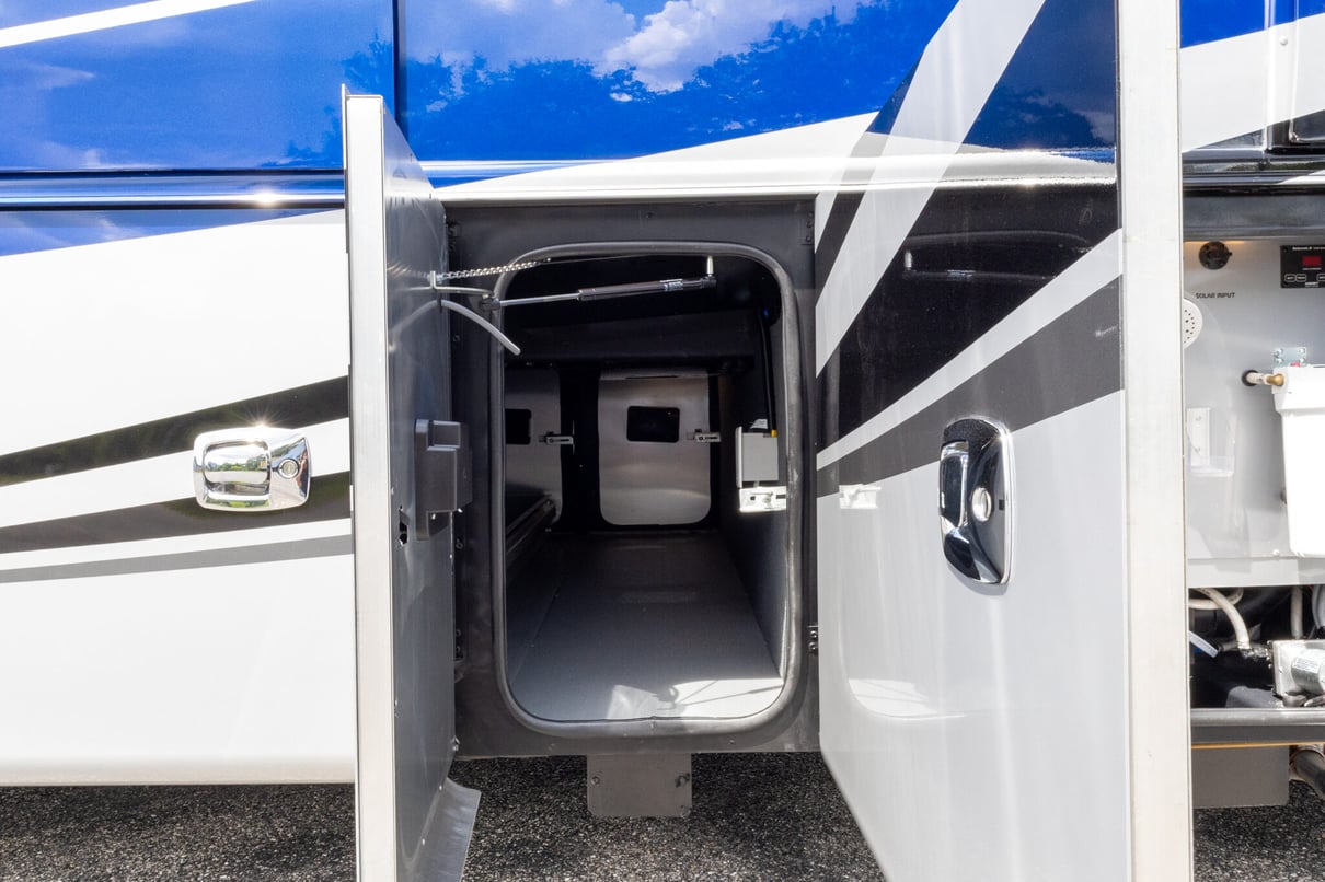 2022 Tiffin Allegro Bus 45 OP gallery image-47