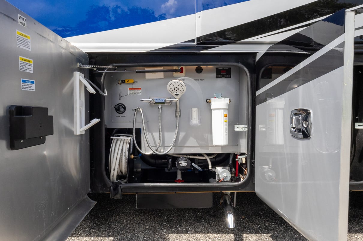 2022 Tiffin Allegro Bus 45 OP gallery image-48