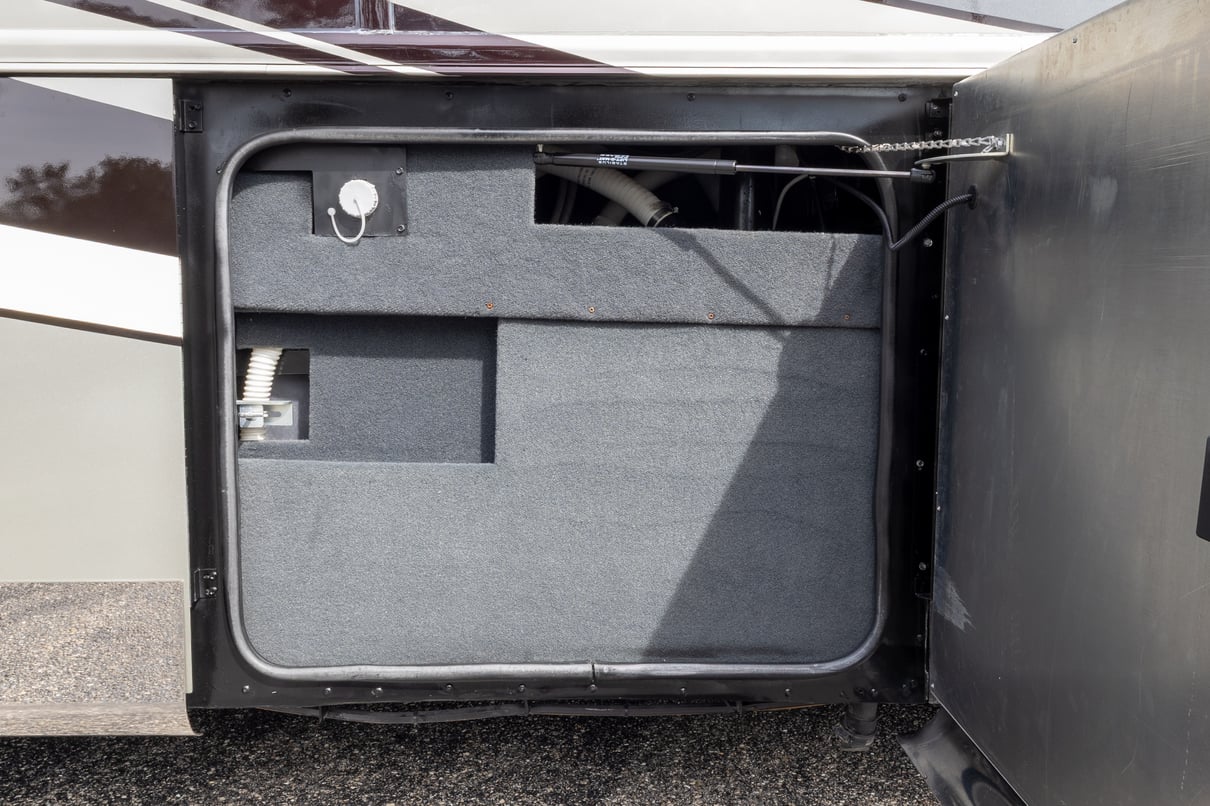 2023 Tiffin Allegro Bus 45 FP gallery image-36