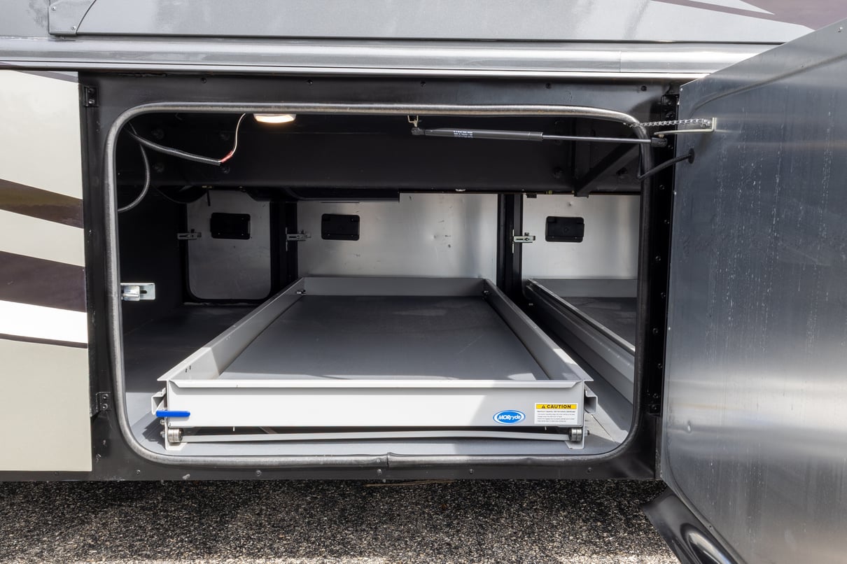 2023 Tiffin Allegro Bus 45 FP gallery image-38