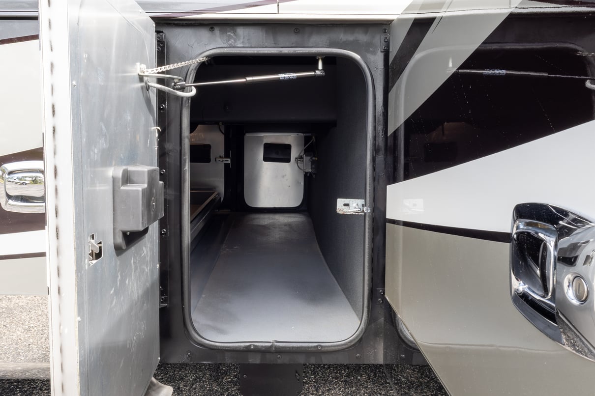 2023 Tiffin Allegro Bus 45 FP gallery image-46