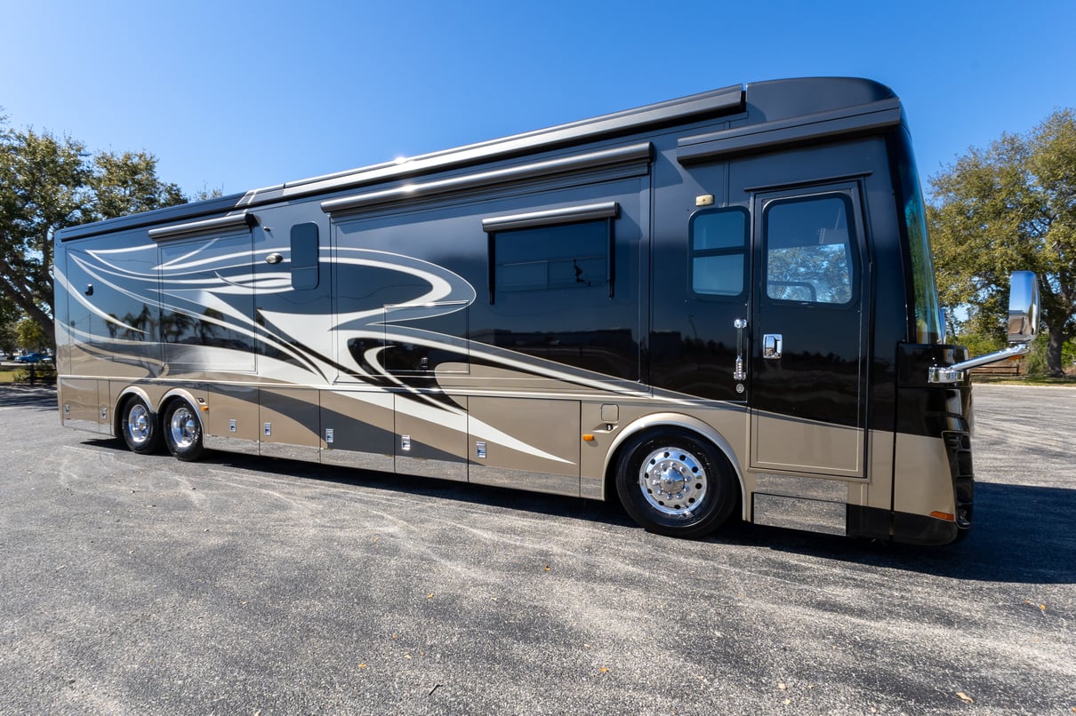 2014 Newmar King Aire 4593 gallery image-2