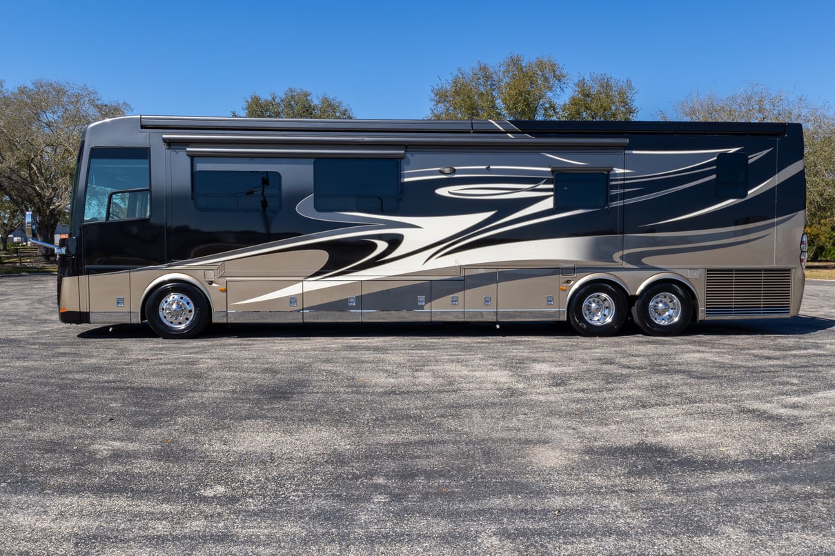 2014 Newmar King Aire 4593 gallery image-9
