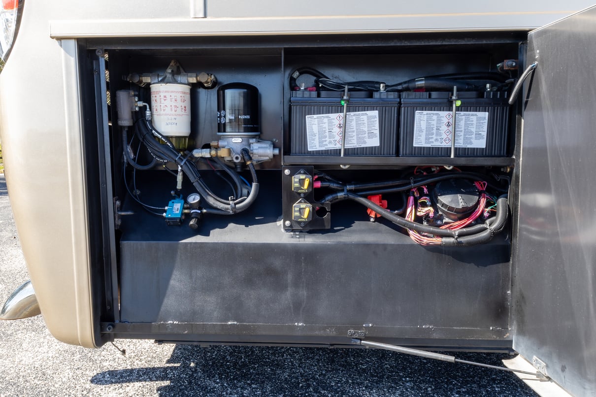 2014 Newmar King Aire 4593 gallery image-35