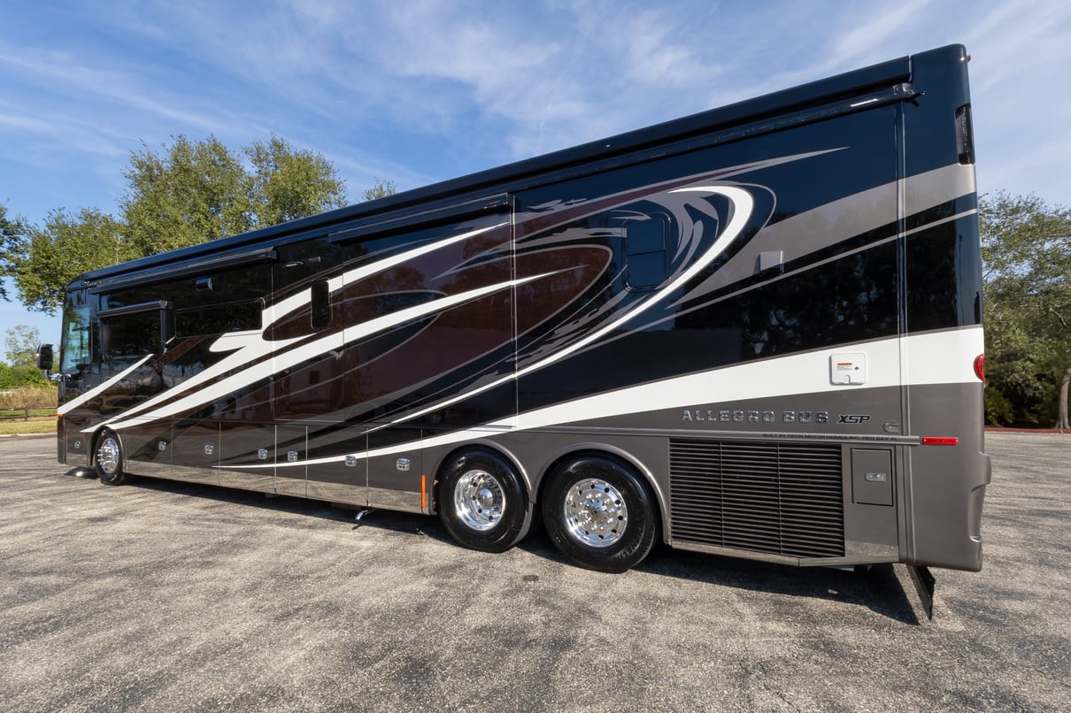 2022 Tiffin Allegro Bus 45 OPP gallery image-8