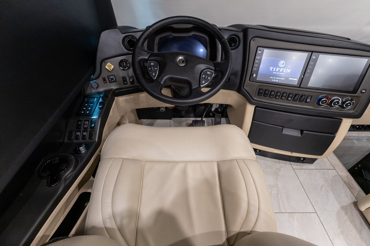 2022 Tiffin Allegro Bus 45 OPP gallery image-13