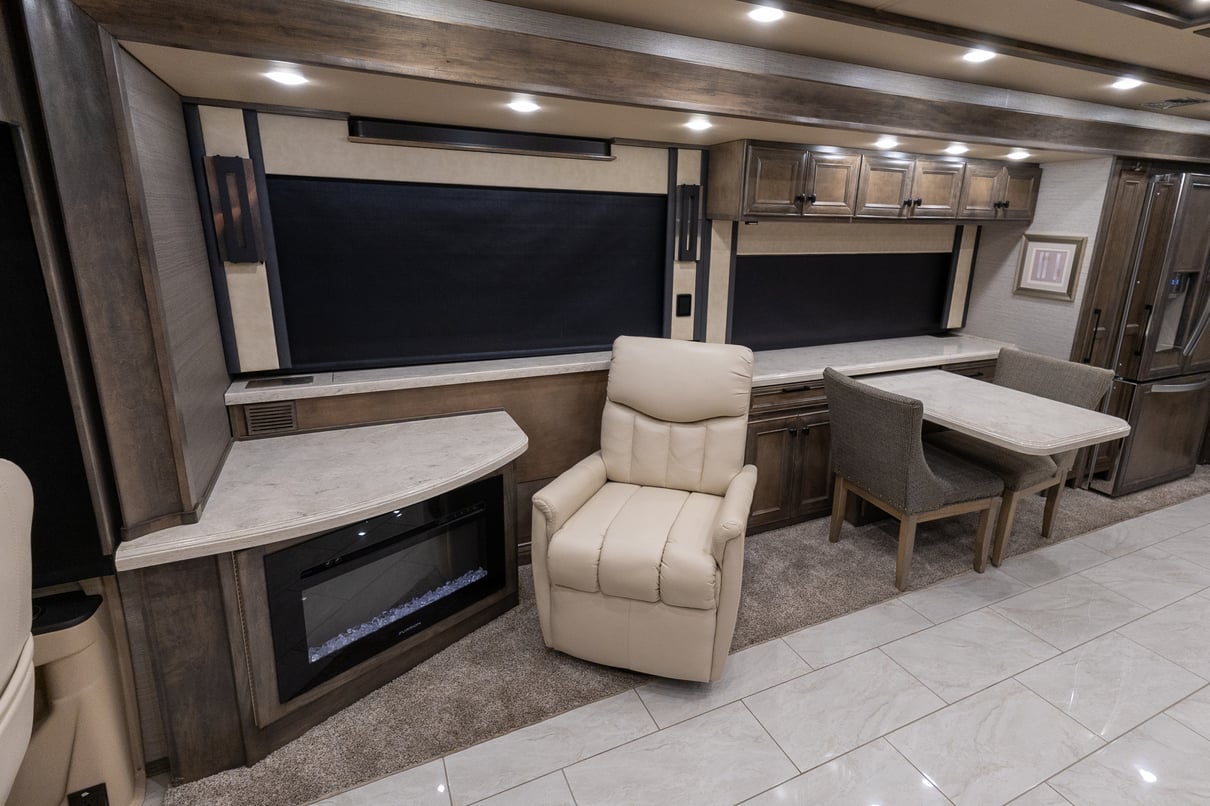 2022 Tiffin Allegro Bus 45 OPP gallery image-15