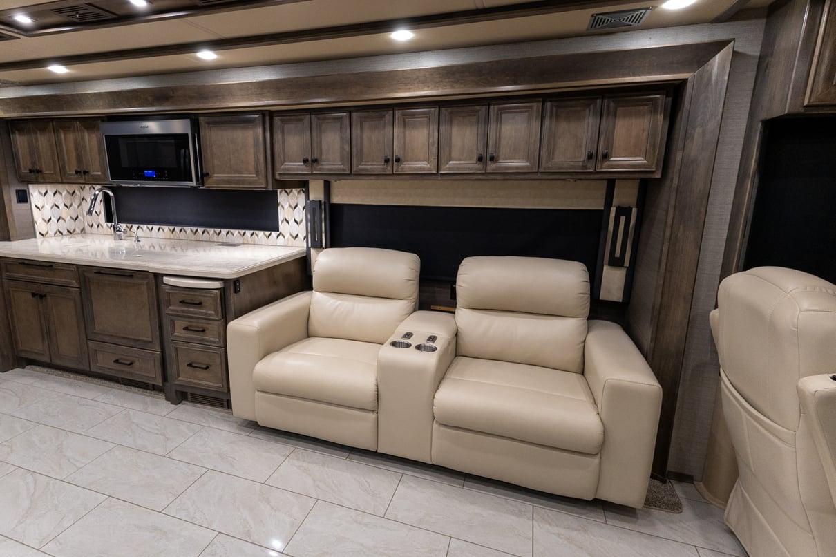 2022 Tiffin Allegro Bus 45 OPP gallery image-17