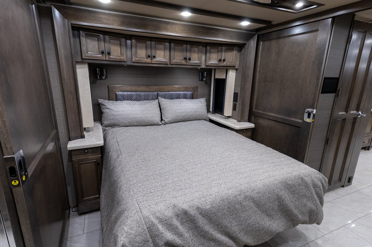 2022 Tiffin Allegro Bus 45 OPP gallery image-24