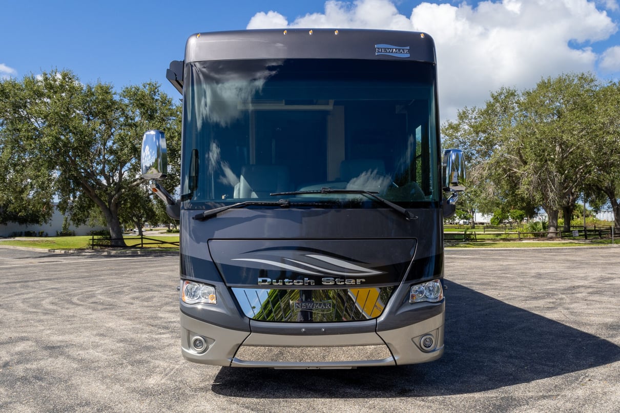 2018 NEWMAR DUTCH STAR 4327 gallery image-12