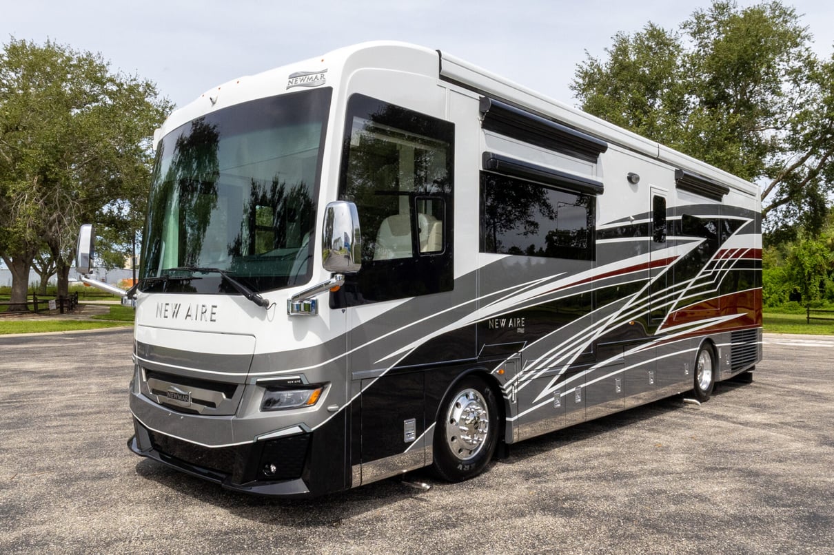 2024 NEWMAR NEW AIRE 3547 gallery image-11