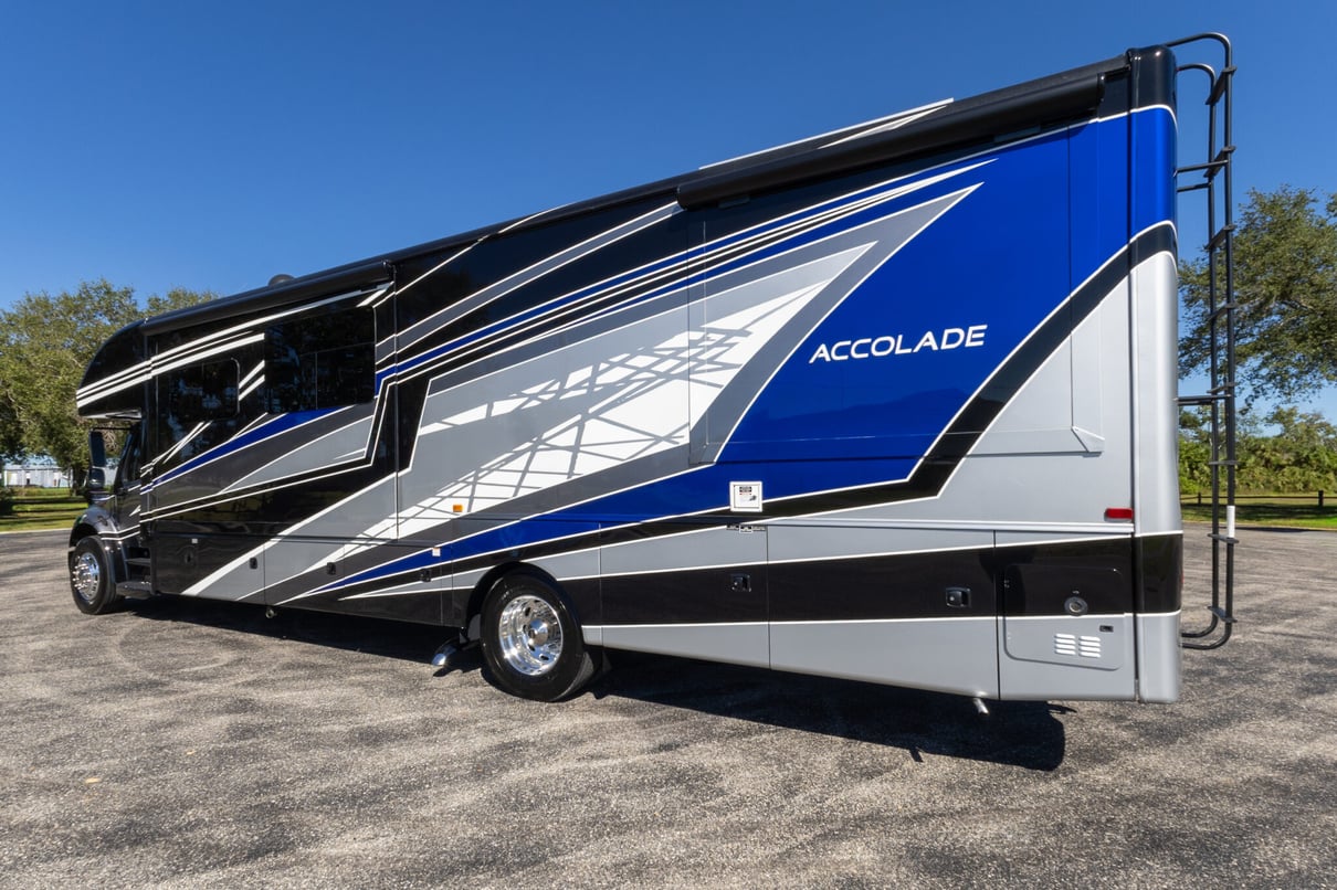 2022 Entegra Accolade 37M gallery image-8