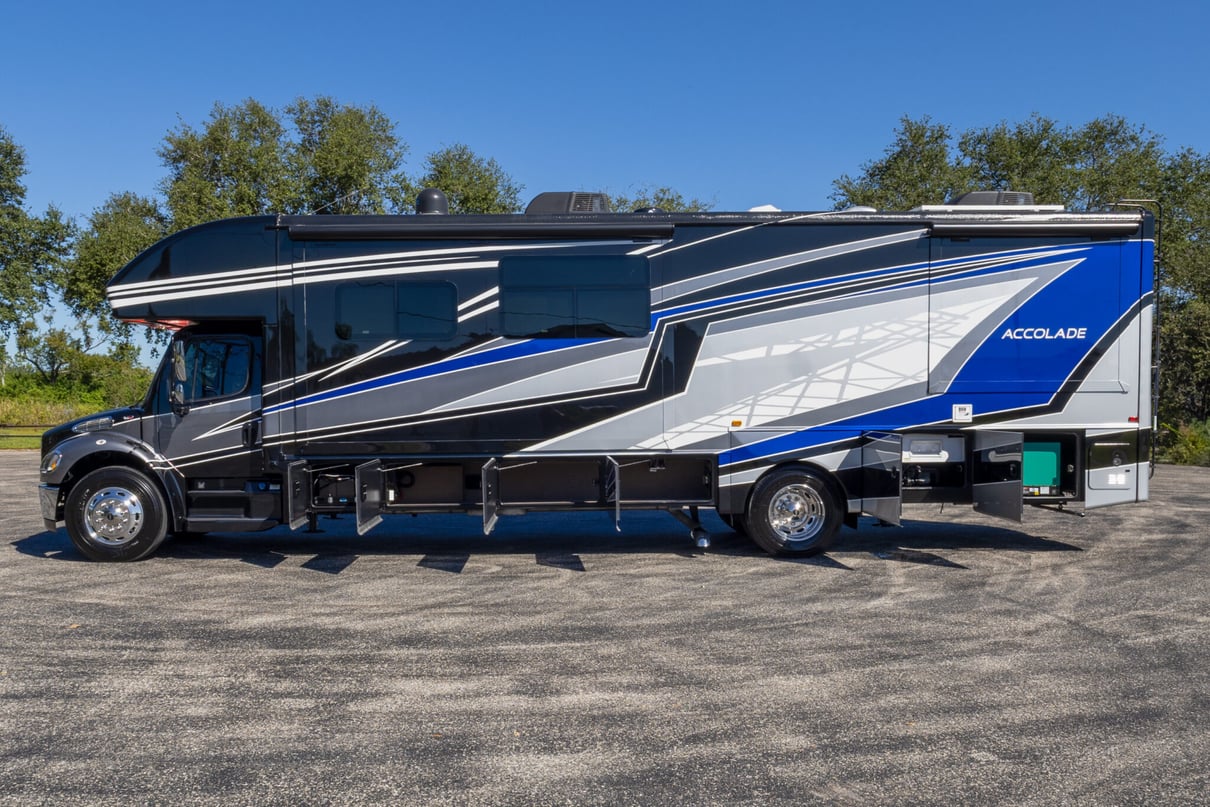 2022 Entegra Accolade 37M gallery image-31