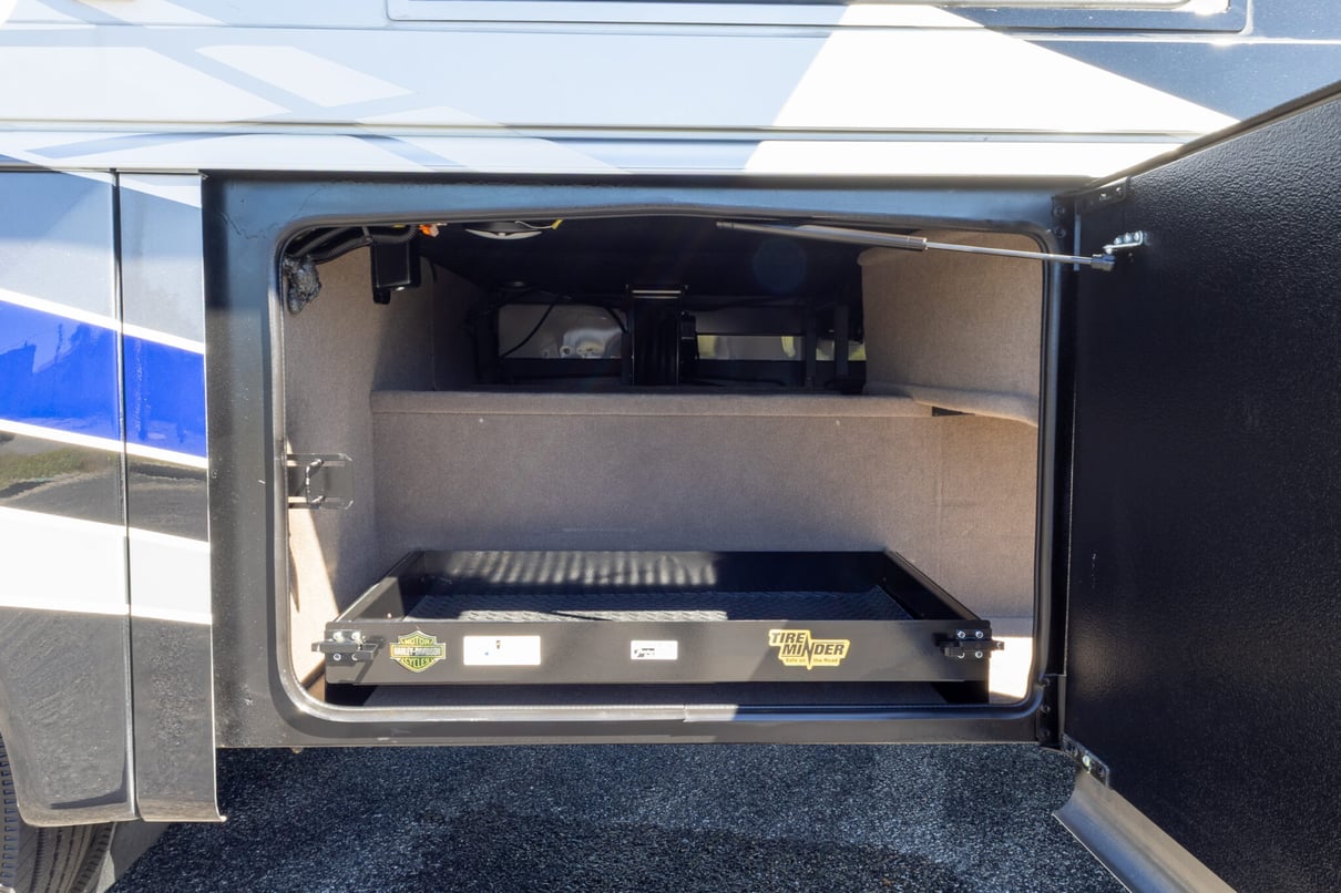 2022 Entegra Accolade 37M gallery image-35