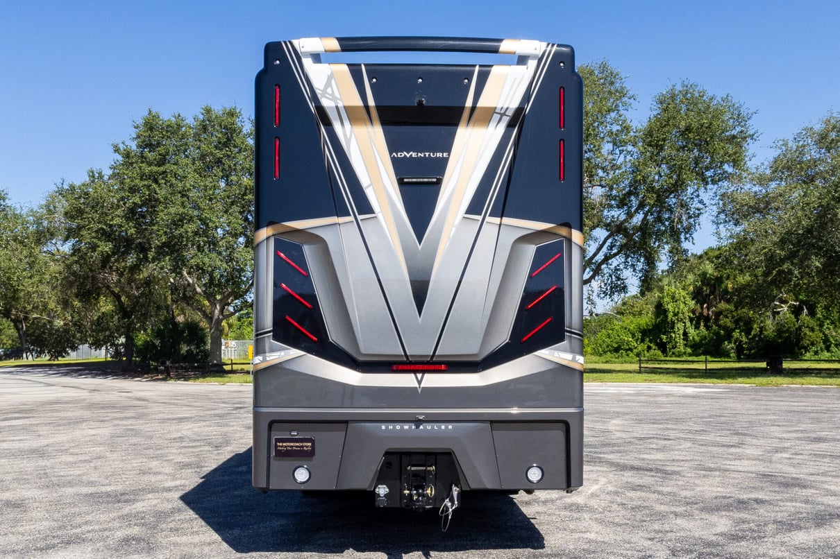 2026 ShowHauler Adventure A4501 gallery image-6