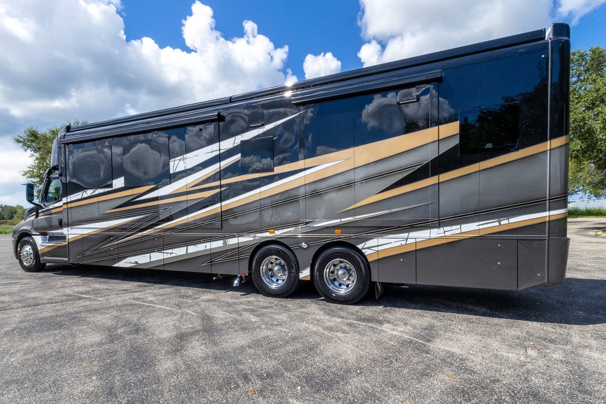 2026 ShowHauler Adventure A4501 gallery image-8